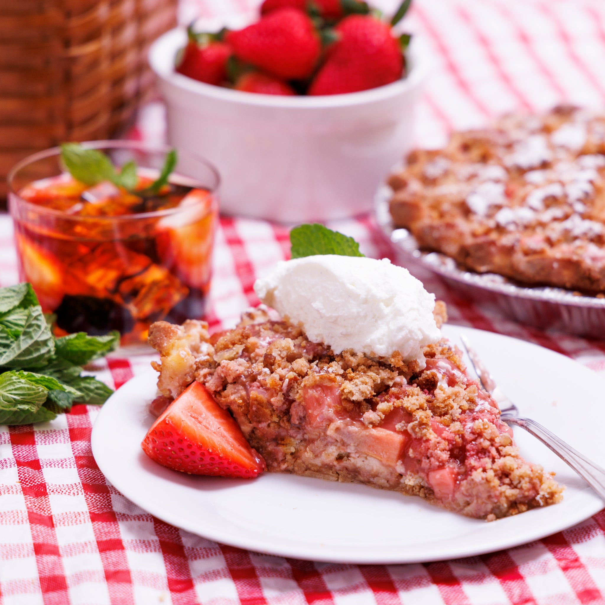 Strawberry Rhubarb Pie 9"