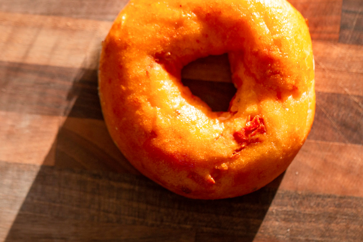 Sun Dried Tomato Asiago Bagels (6 per Order) Zambawango